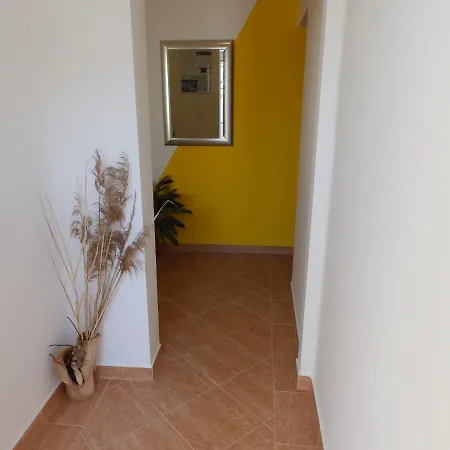 Apartment 12273c *